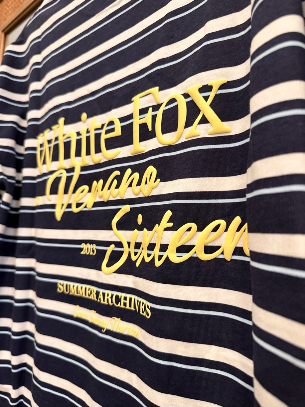 White Fox Verano Sixteen Viola Oversized Tee Navy Stripe NWT XXS/XS - Picture 10 of 16